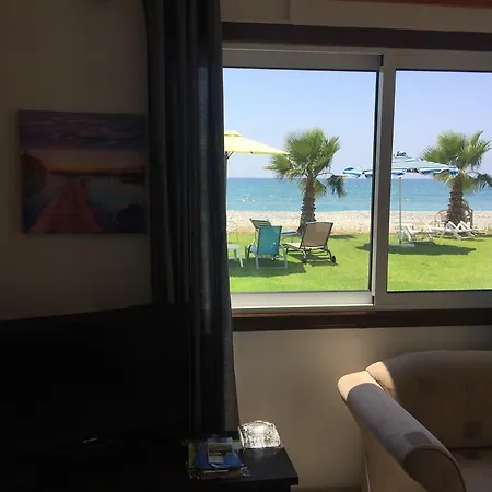 Ambruzzo Beach Lägenhet Larnaca